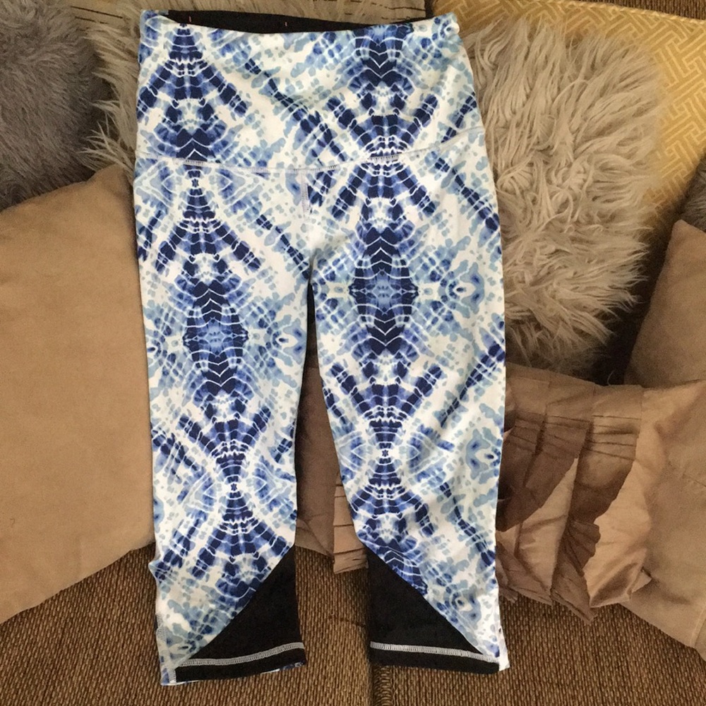 Victoria’s Secret tie dye leggings women’s Small